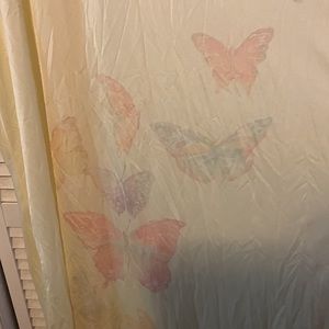 Kayser - yellow robe with butterflies